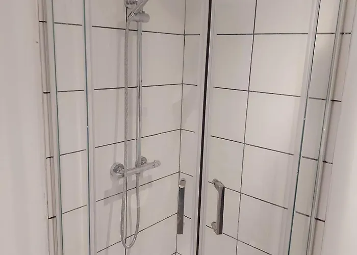 Thornton Road - 3 * Bradford (West Yorkshire)