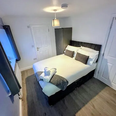 Homestay Thornton Road - 3