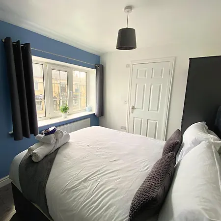 Thornton Road - 3 * Bradford (West Yorkshire)