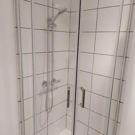 Thornton Road - 3 * Bradford (West Yorkshire)