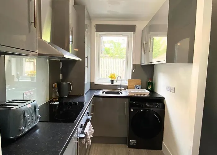 Homestay Thornton Road - 3