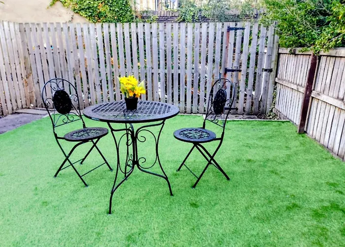 Thornton Road - 3 * Bradford (West Yorkshire)