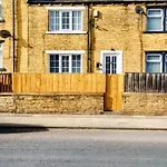 Thornton Road - 3 * Bradford